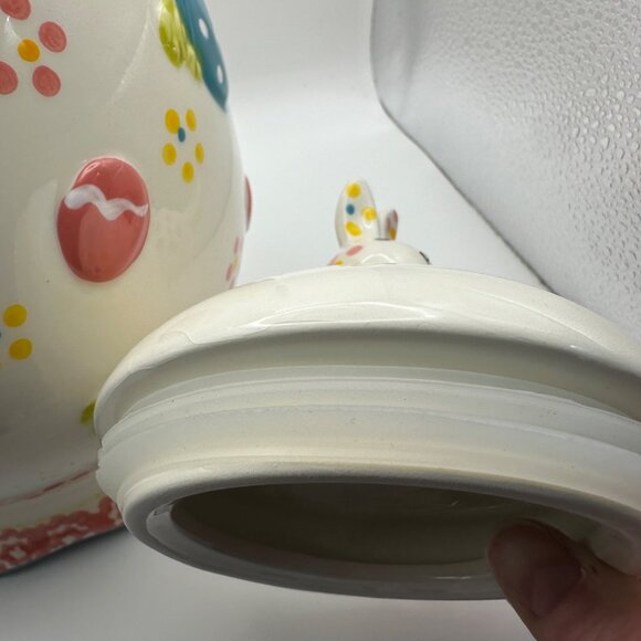 Temp-tations by Tara retired “Old World” 10” Easter Bunny cookie jar crazing - Picture 10 of 12